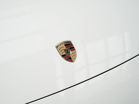 2024�� Macan ��������