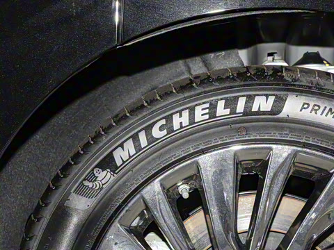 2023�� ��ʦϵ�� 400T �콢��