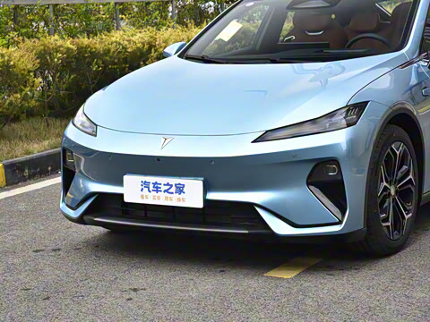 2025�� 300Ultra  �����Ǽ�AD PRO���̰�