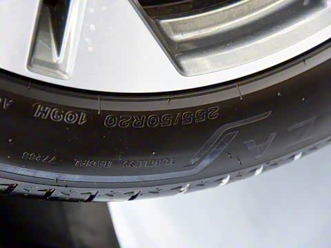 2019�� 55 quattro ������