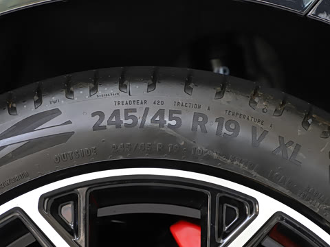 2025�� ���� 550ProѲ����