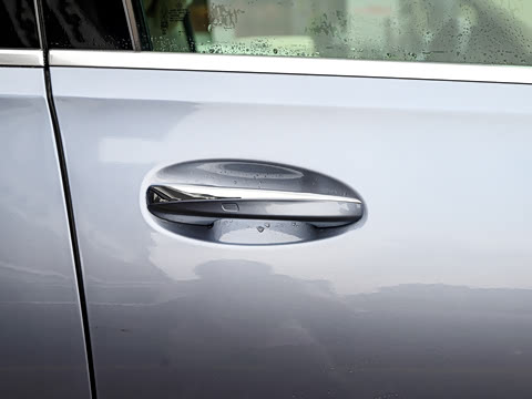 2025�� �Ŀ� GLE 450 4MATIC ������