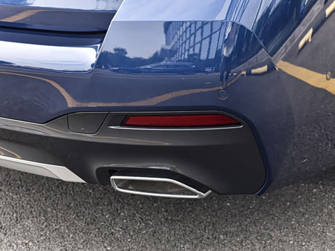 2022�� �Ŀ� 535Le M�˶���װ