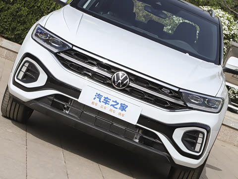 2025�� �Ŀ� 300TSI DSG���������