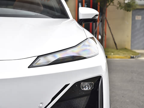 2025�� 520Max ��ΪǬ���Ǽ�ADS SE�����