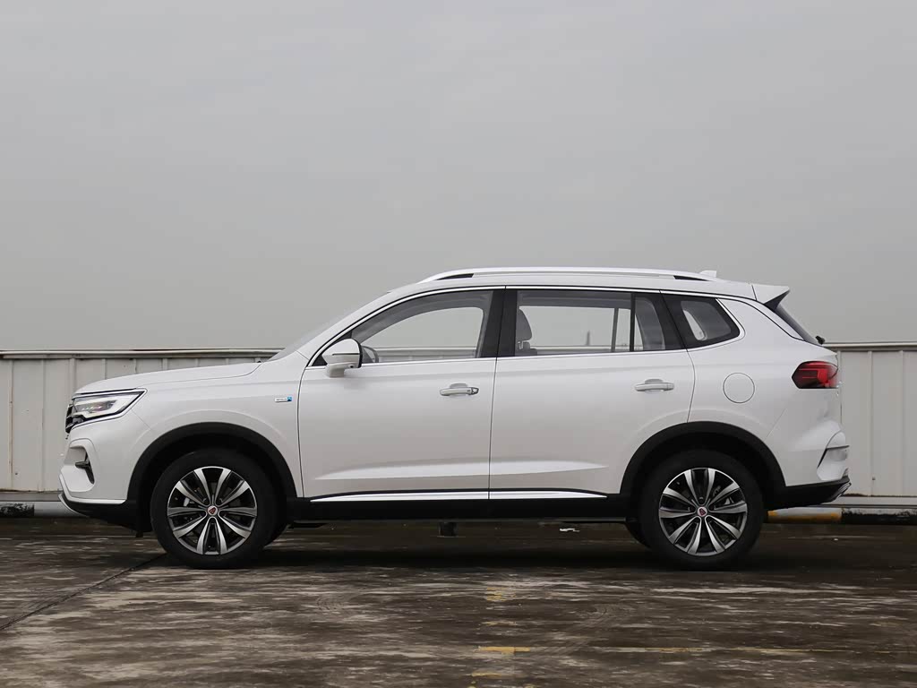 Roewe RX5 Max I, Внедорожник 5 дв.: фото поколения