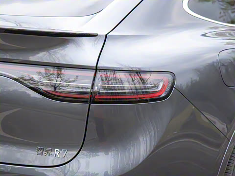 2025�� ���� 331km Ultra