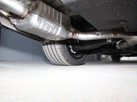 2022�� �Ŀ�� E 350 e L ���ʽ��϶����γ�