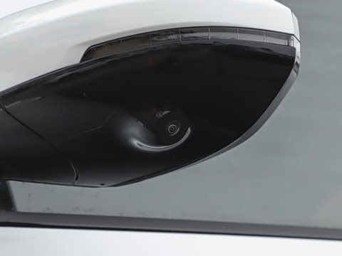 2025�� 210Ultra�Ǽݰ� 6��