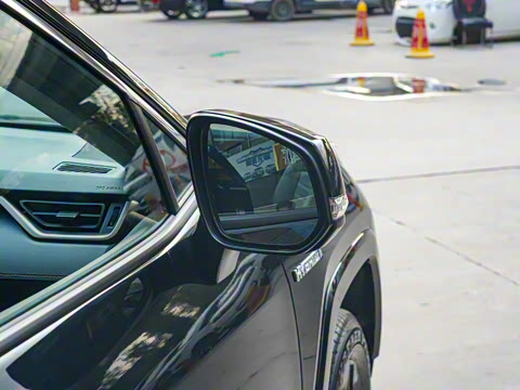 2022�� ˫�� 2.5L E-CVT������ʿ��