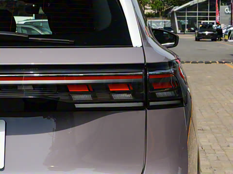 2025�� PRO 380TSI ���� R-Line �����