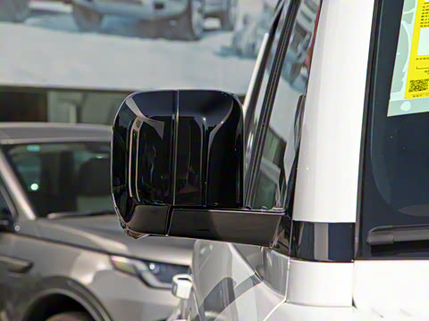 2023�� 110 3.0T P400 X-DYNAMIC HSE