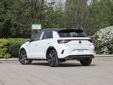 2025�� �Ŀ� 300TSI DSG���������