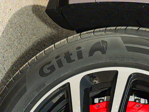 2025�� ���� Plus ��������