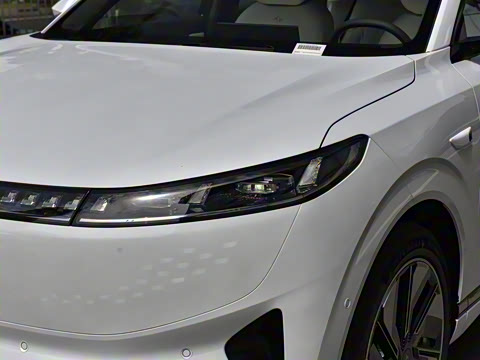 2025�� 210Ultra�Ǽݰ� 5��