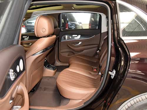 【图】奔驰e级 2022款 改款二 e 300 l 豪华型报价_图片_奔驰_汽车之