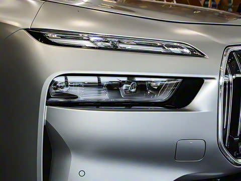 2023�� 740Li ������ ������װ