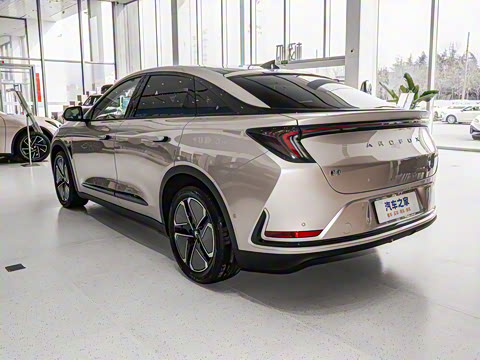 2025�� 735MAX 160kW