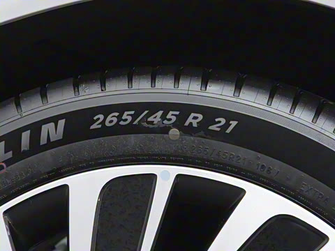 2025�� ���� 760 Max��������������ʻ