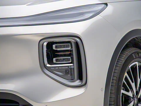 2025�� 215�콢PLUS