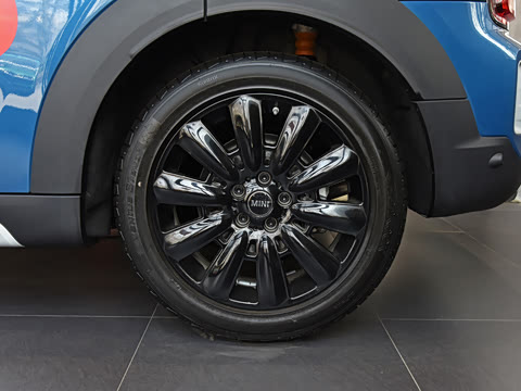 2021�� 1.5T COOPER ALL4 ���ͼ�