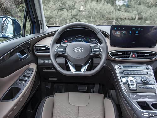 静态体验全新现代胜达阳刚造型紧追设计潮流