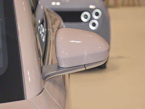 2025�� 75kWh Touring