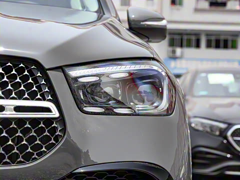 2025�� �Ŀ� GLE 450 4MATIC ������