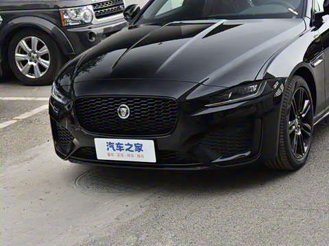 2025�� 2.0T 250PS R-DYNAMIC 90�����ذ�