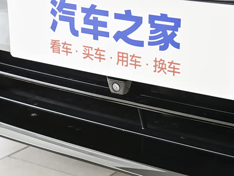 2025�� 75kWh Touring