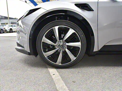 2025�� 630 MAX���а�