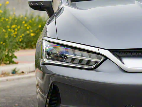 2025�� EV 510KM ���а�