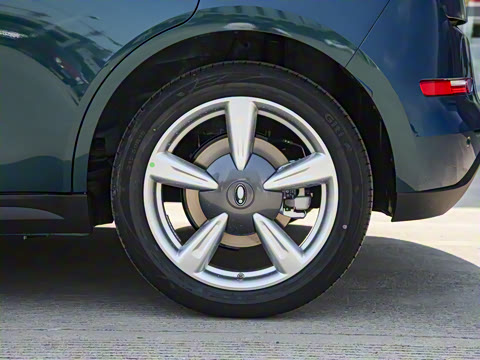 2022�� Ī���ϰ� 400km��׼���� ������ �������