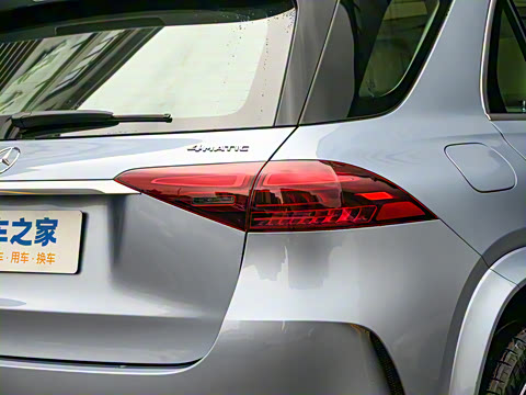 2025�� �Ŀ� GLE 450 4MATIC ������