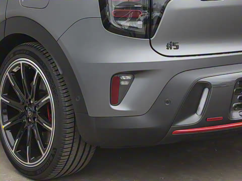 2025�� BRABUS ���ܰ�