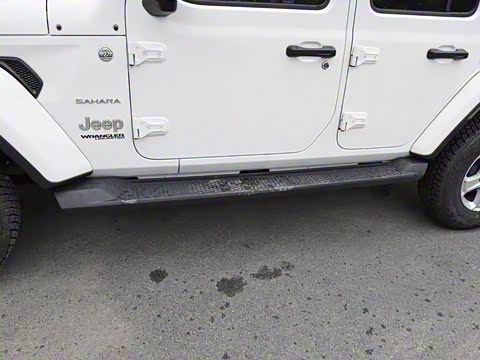 2018�� 2.0T Sahara ���Ű�