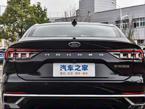 2023�� EcoBoost 180 ������