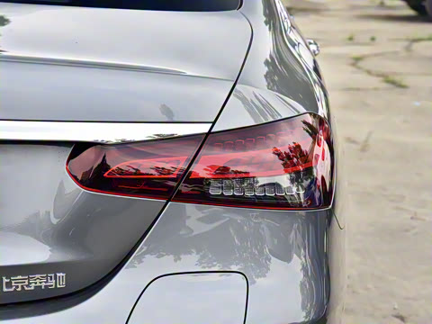 2021�� E 350 e L ���ʽ��϶����γ�