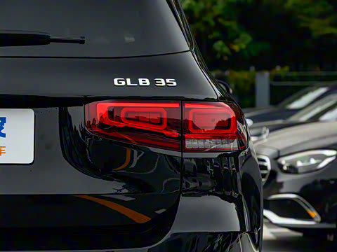 2024�� AMG GLB 35 4MATIC