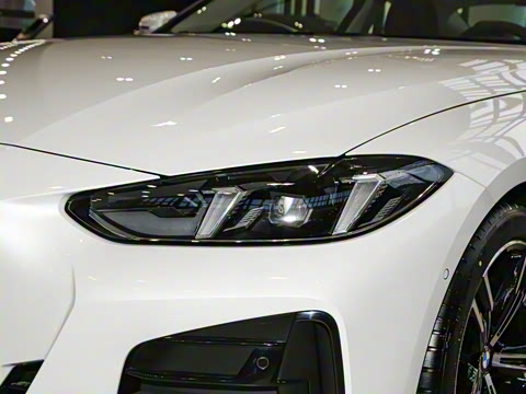 2024�� 425i M�˶���װ