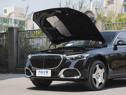 2025�� �Ŀ� S 480 4MATIC