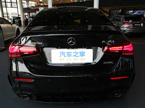 2025�� �Ŀ� AMG A 35 L 4MATIC