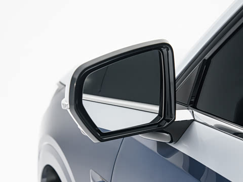 2025�� Ǭ�� UItra 6��