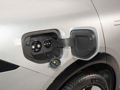 2025�� 702 �������� Ultra