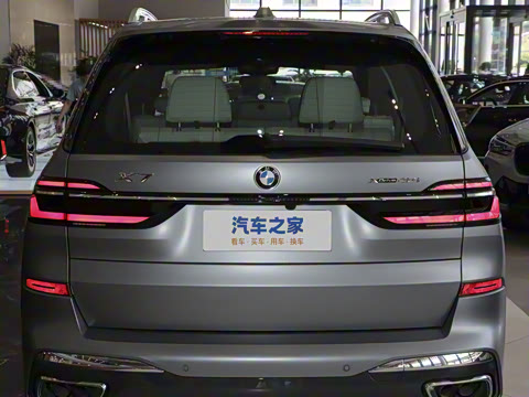 2024�� xDrive40i ������M�˶���װ