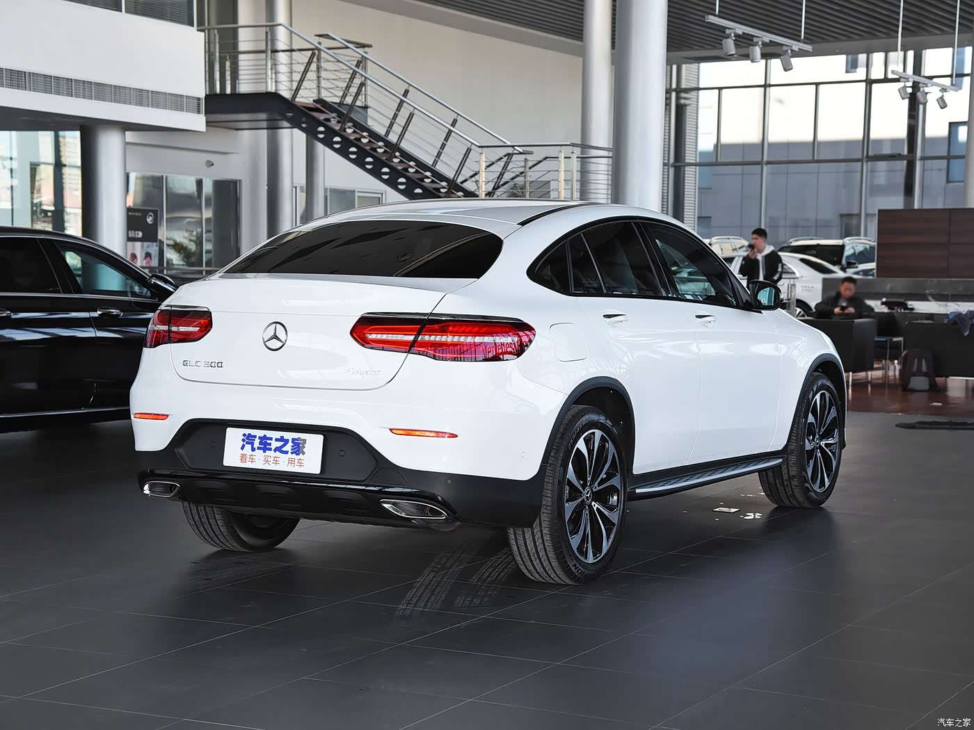 2019款glc3004matic轿跑suv