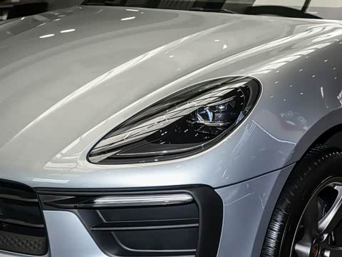 2025�� Macan 2.0T ���ΰ�