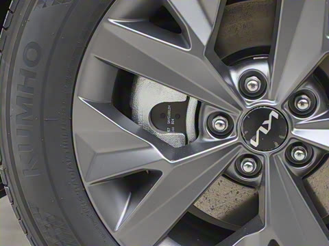 2025�� 2.0T �������������