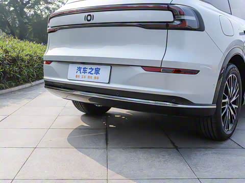 2025�� 215�콢PLUS