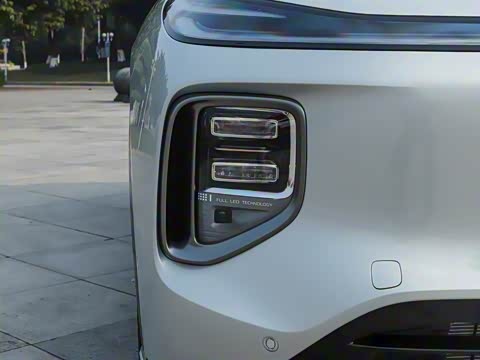 2025�� 215�콢PLUS